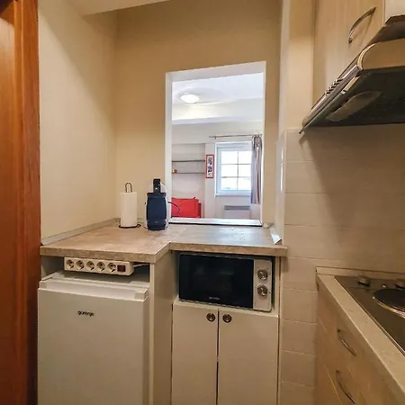 Daire Cvejic - Suncani Brzeće