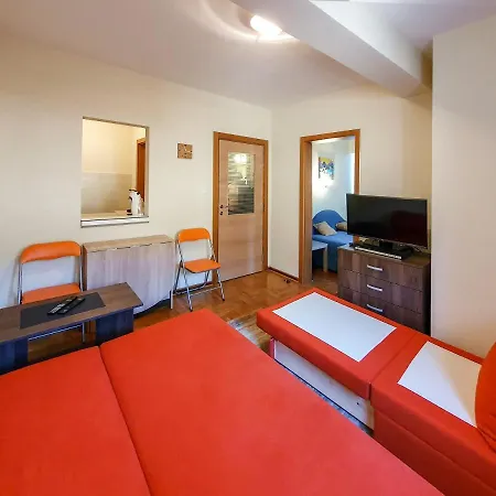 Cvejic - Suncani Daire Brzeće